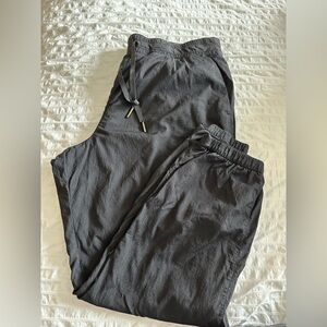 Lululemon Athletica Gray Sweatpants Relaxed Fit Joggers